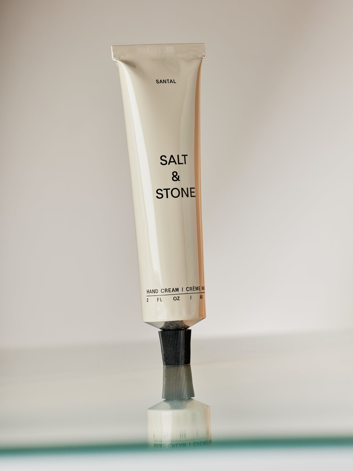 Зволожувальний крем для рук з ароматом сандалового дерева Hand Cream Santal 60ml SALT & STONE