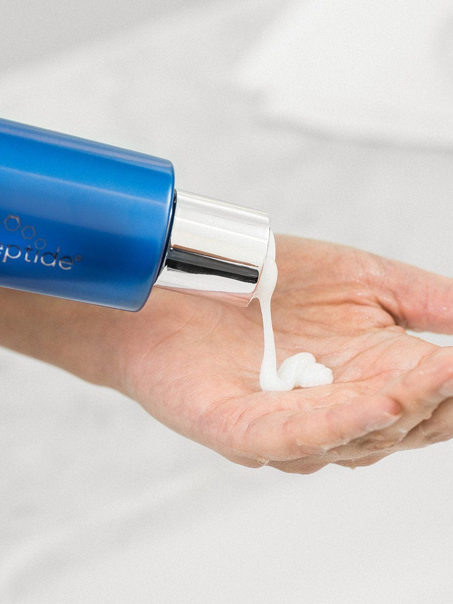 Exfoliating Cleanser Очищуючий засіб, що відлущує HydroPeptide  200  ml