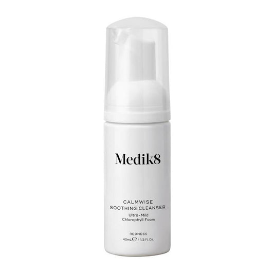 Calmwise Soothing Cleanser - пінка, що очищає, для чутливої шкіри Medik8 150 ml